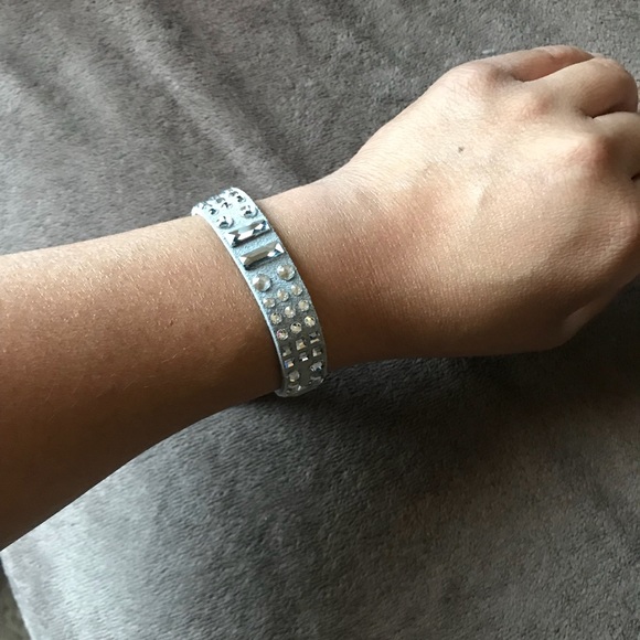 Wrap bracelet with Swarovski crystals - Picture 4 of 5
